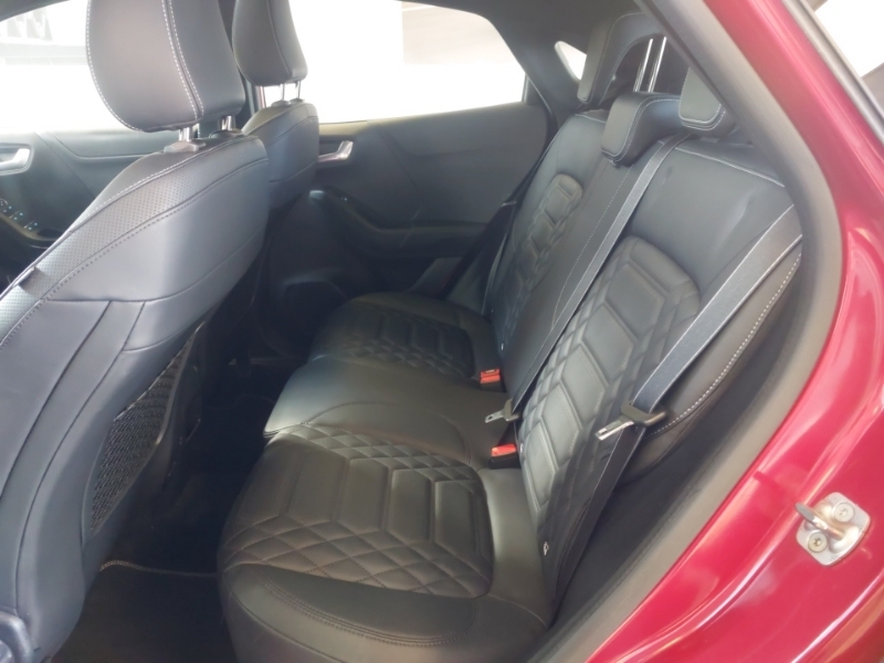 Ford Puma 1.0 Ecoboost St-line X Vignale Red #6