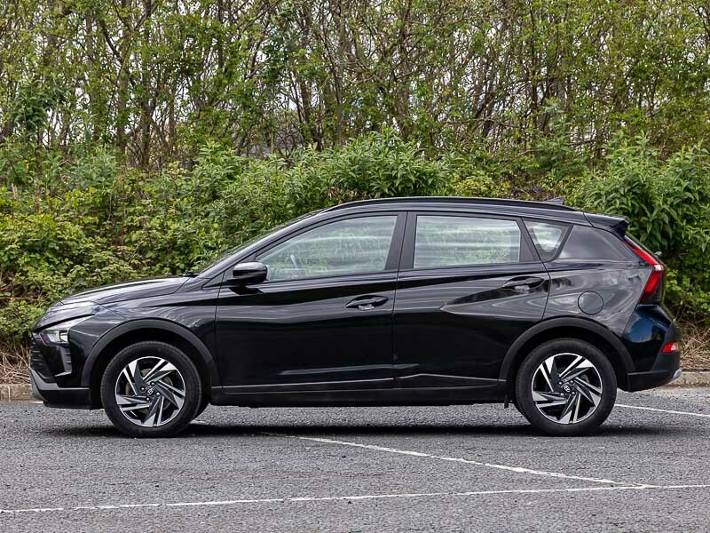 Hyundai Bayon 1.0 Tgdi 48V Mhev Se Connect Dct DY73NPV Black #4