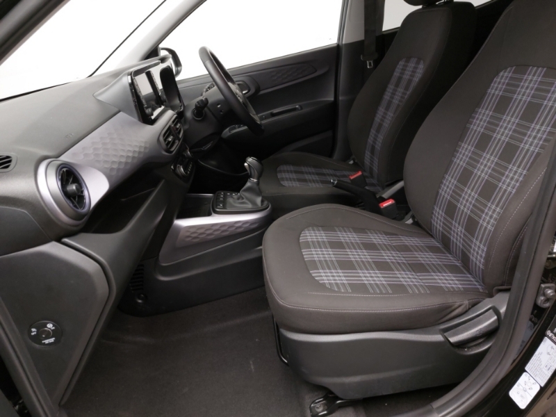 Hyundai I10 1.0 63 Premium Nav EA25YMM Black #5