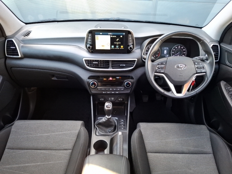 Hyundai Tucson 1.6 Gdi Se Nav 2Wd BD68AET Black #3