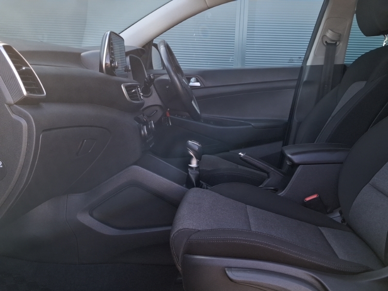 Hyundai Tucson 1.6 Gdi Se Nav 2Wd BD68AET Black #5