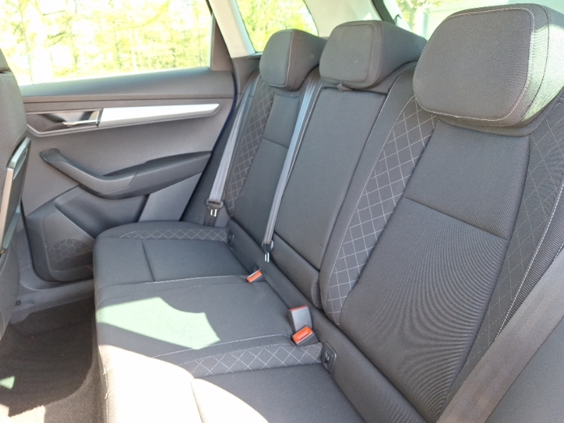 Skoda Karoq 1.6 Tdi Se Technology Dsg Blue #6