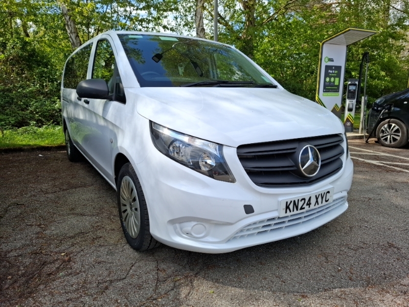 Mercedes-Benz Vito 114 Cdi Pro 9-Seater 9G-tronic White
