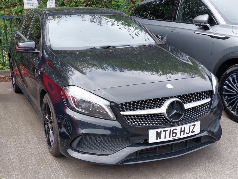 Mercedes-Benz A Class A180d Amg Line Premium Plus WT16HJZ Black