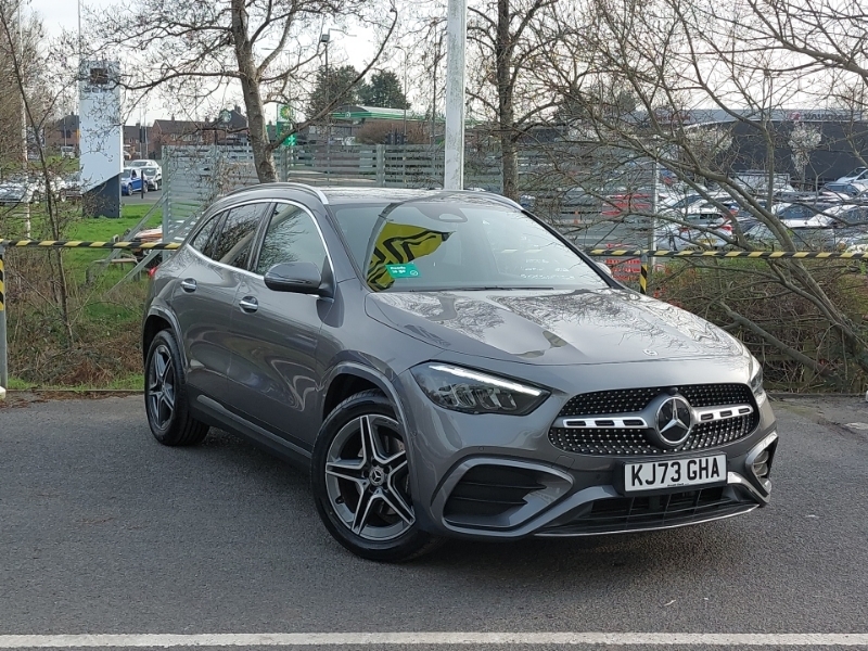 Mercedes-Benz GLA Class Gla 200 Amg Line Executive Grey