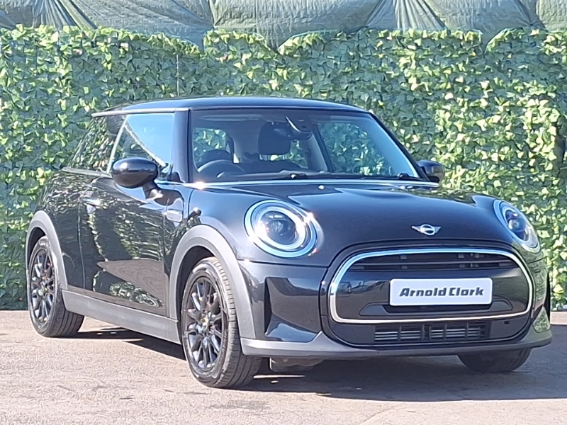Mini Hatch 1.5 Cooper Classic Black