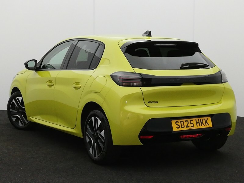 Peugeot 208 1.2 Puretech 100 Allure SD25HKK Yellow #2