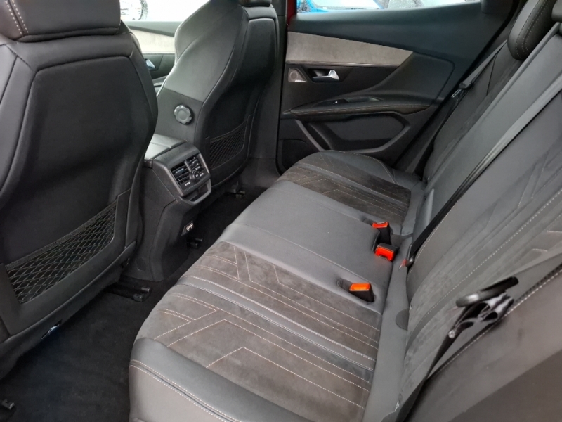 Peugeot 3008 1.2 Puretech Gt Premium Eat8 SC22XBV Red #6