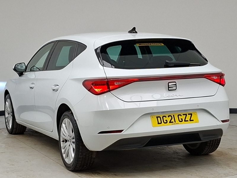 Seat Leon 1.0 Tsi Evo Se Dynamic DG21GZZ White #2