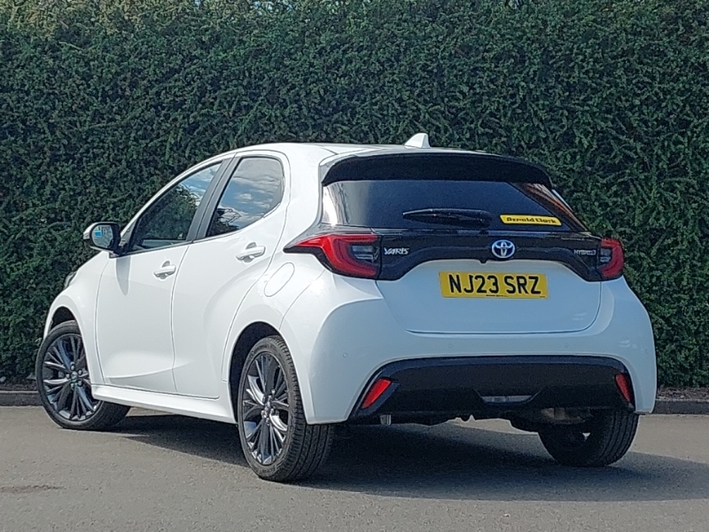 Toyota Yaris 1.5 Hybrid Excel Cvt NJ23SRZ White #2