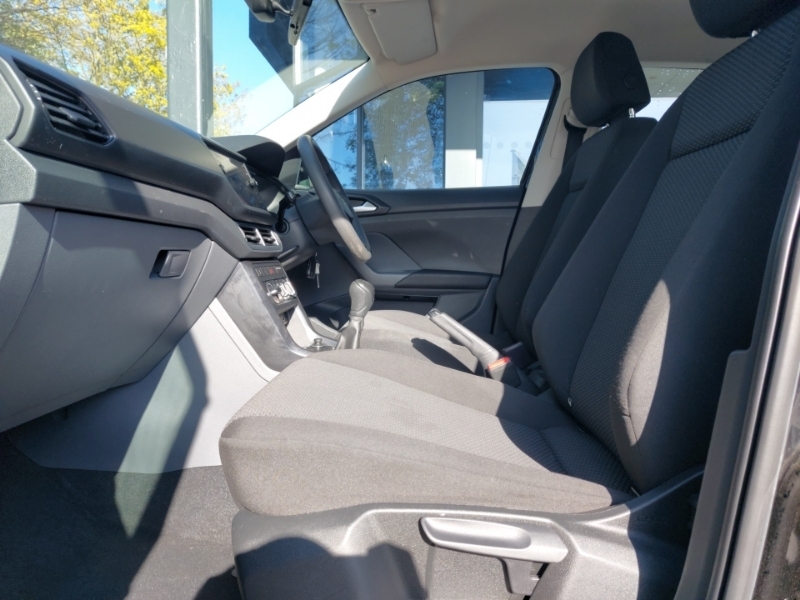 Volkswagen T-Cross 1.0 Tsi S NA69FPK Black #5