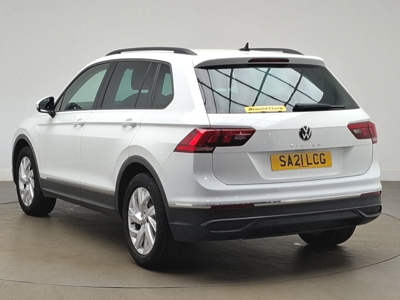 Volkswagen Tiguan 1.5 Tsi 150 Life SA21LCG White #2