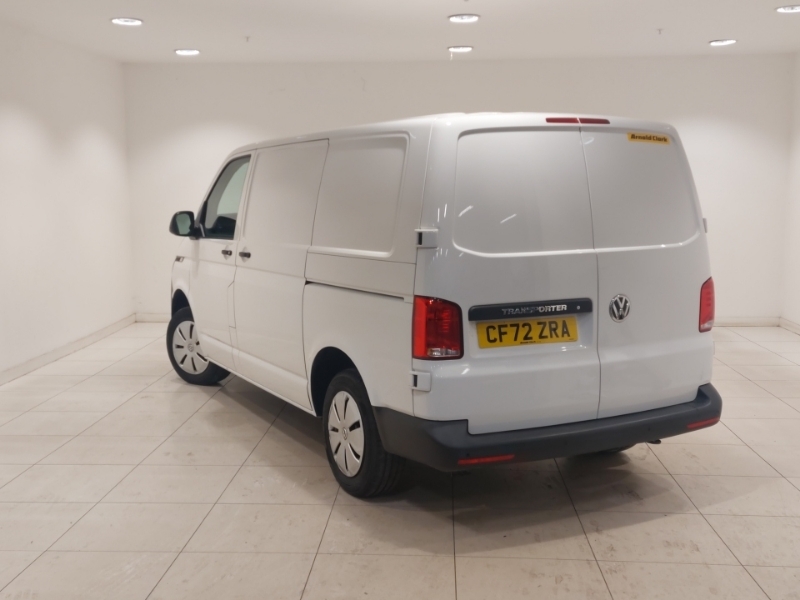 Volkswagen Transporter 2.0 Tdi 110 Startline Business Van CF72ZRA White #2