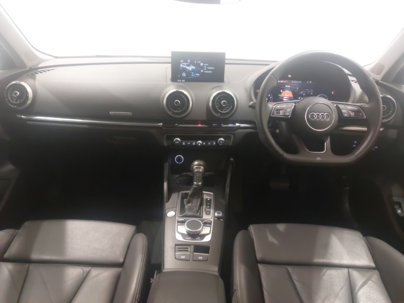 Audi A3 40 E-tron S Tronic FY20LUJ Silver #3