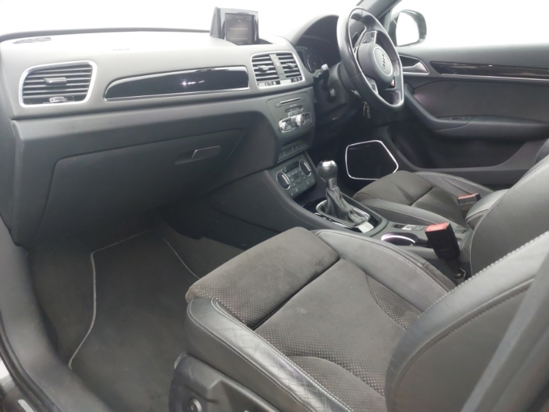 Audi Q3 1.4T Fsi Black Edition S Tronic LX18YVE Grey #5