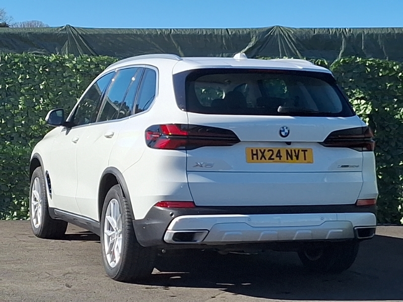BMW X5 Xdrive30d Mht Xline White #2