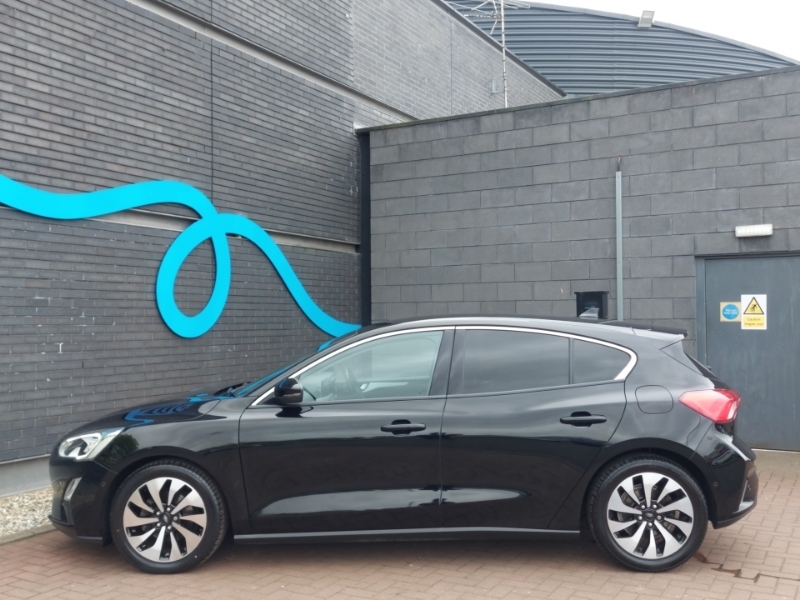 Ford Focus 1.0 Ecoboost 100 Zetec AE68VYG Black #4