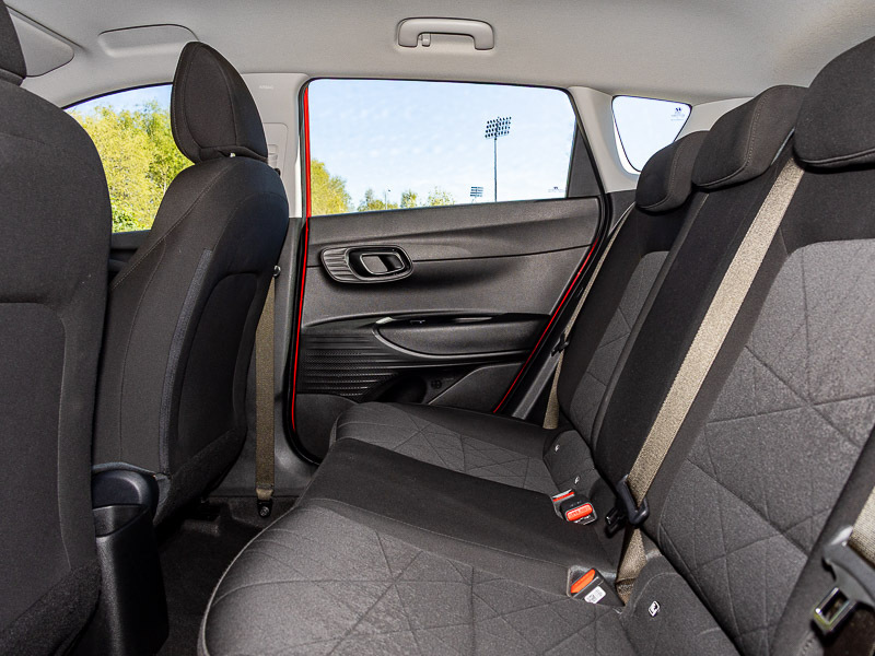 Hyundai Bayon 1.0 Tgdi 48V Mhev Se Connect Dct DY73AEW Red #6