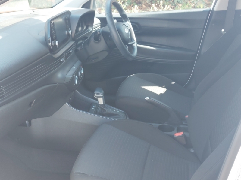 Hyundai I20 1.0T Gdi 48V Mhd Se Connect Dct White #5