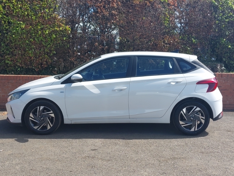 Hyundai I20 1.0T Gdi 48V Mhd Se Connect Dct White #4