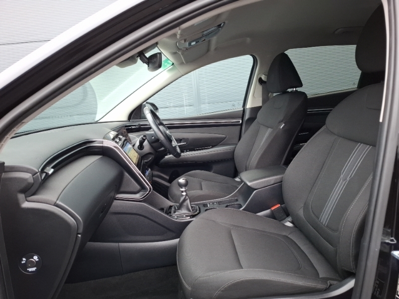 Hyundai Tucson 1.6 Tgdi Premium 2Wd CK72EJL Black #5