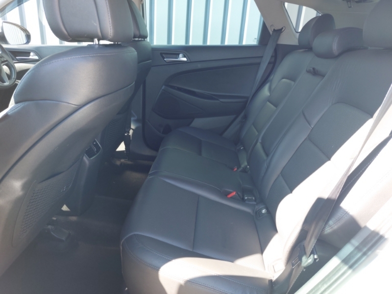 Hyundai Tucson 2.0 Crdi Premium YR17CPU White #6