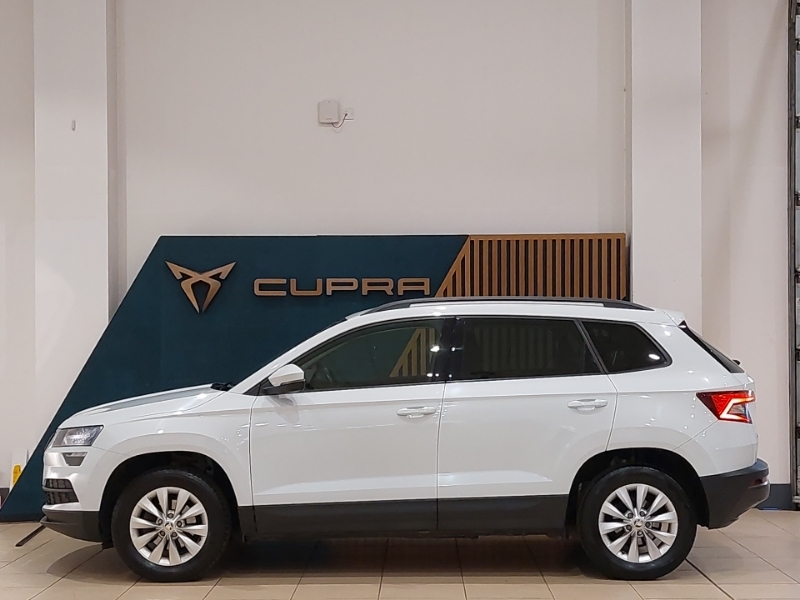 Skoda Karoq 1.0 Tsi Se Nav Plus KY68CBF White #4