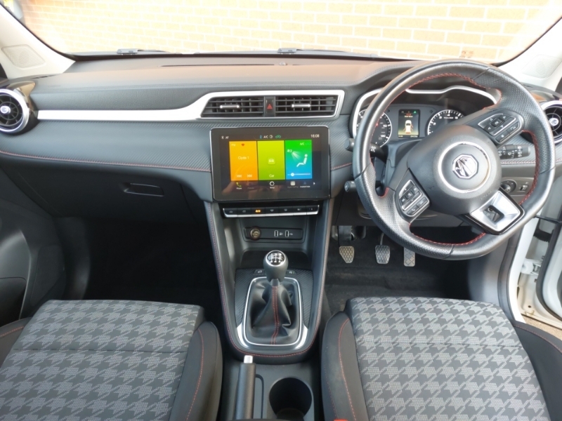 MG ZS 1.5 Vti-tech Excite SM72XEC White #3