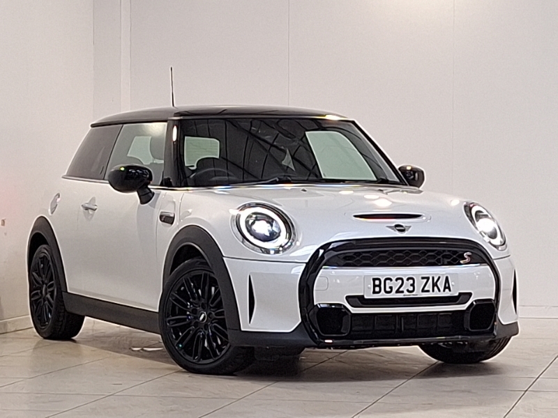 Mini Hatch 2.0 Cooper S Exclusive Premium White
