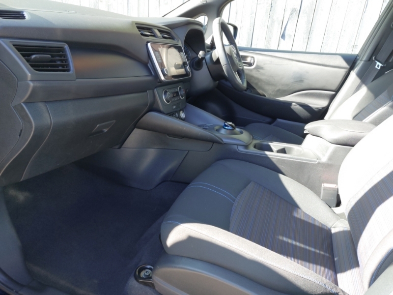 Nissan Leaf 110Kw Acenta 39Kwh DN72XTO Blue #5