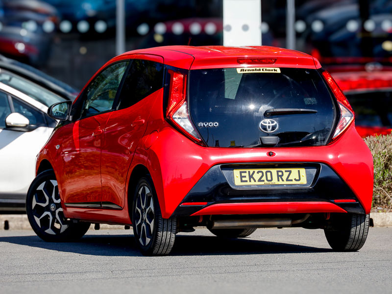 Toyota Aygo 1.0 Vvt-i X-trend EK20RZJ Red #2