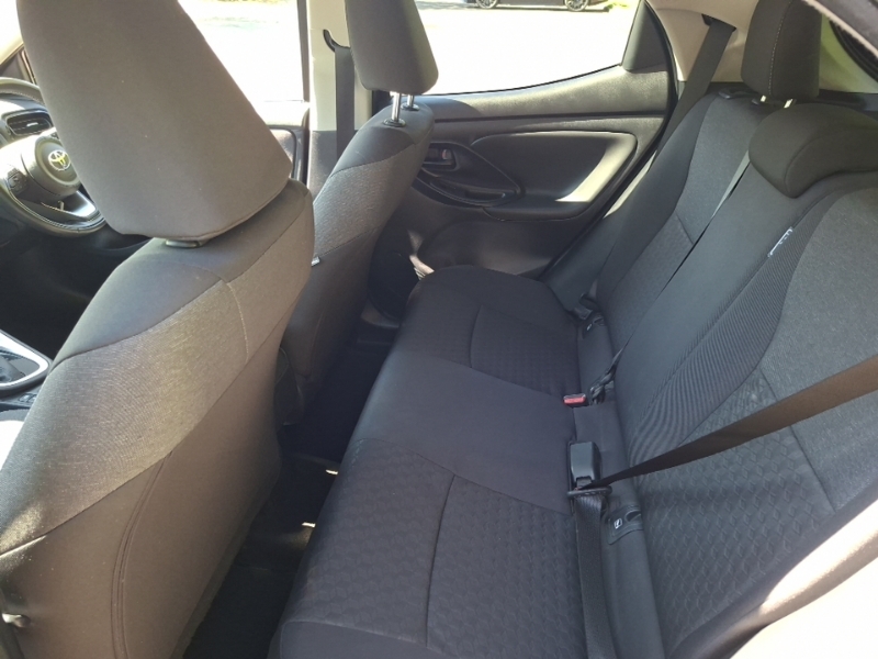 Toyota Yaris 1.5 Hybrid Design Cvt PK23ONZ Grey #6