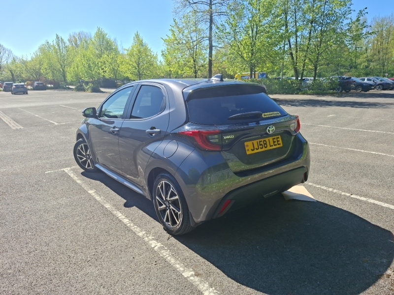 Toyota Yaris 1.5 Hybrid Design Cvt PK23ONZ Grey #2