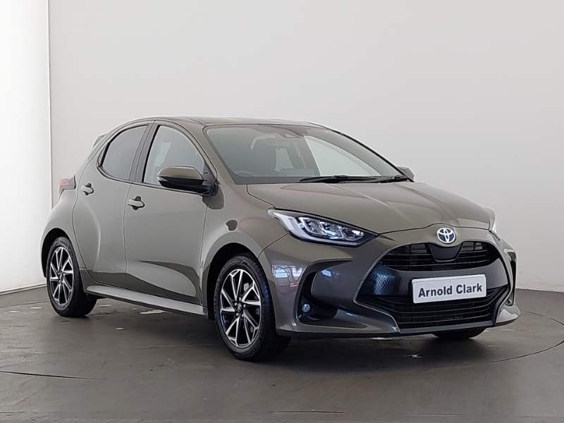 Toyota Yaris 1.5 Hybrid Design Cvt Brown