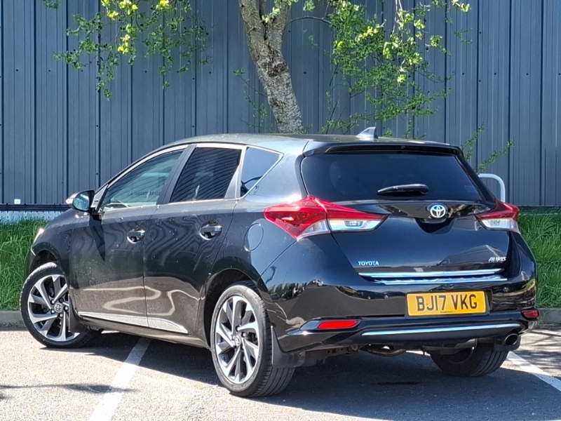Toyota Auris 1.2T Design Black #2
