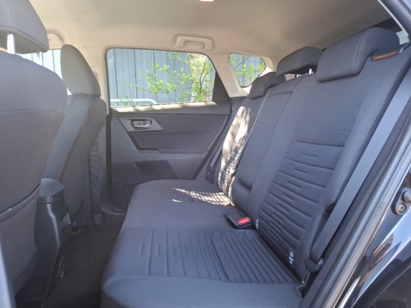 Toyota Auris 1.2T Design Black #6