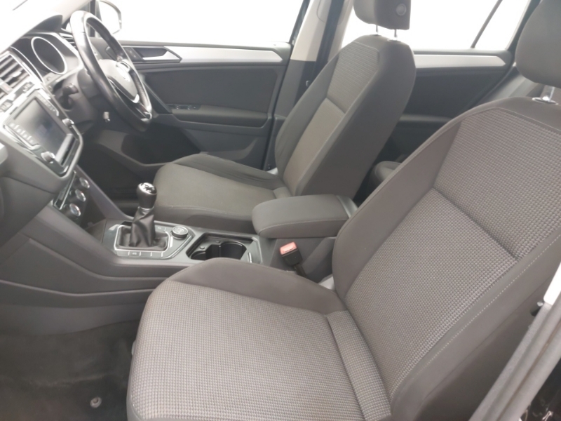 Volkswagen Tiguan Estate 1.4 Tsi 150 S Black #5