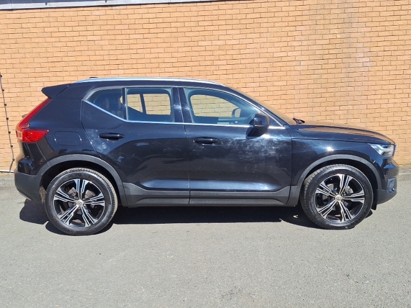 Volvo XC40 1.5 T3 163 Inscription Pro Geartronic KW21CHN Black #4