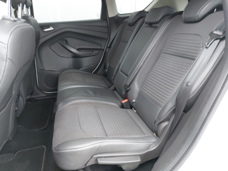 Ford Kuga 1.5 Tdci Titanium 2Wd EO18XPL White #6