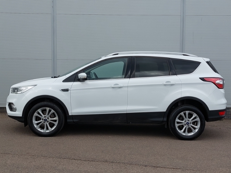 Ford Kuga 1.5 Tdci Titanium 2Wd EO18XPL White #4