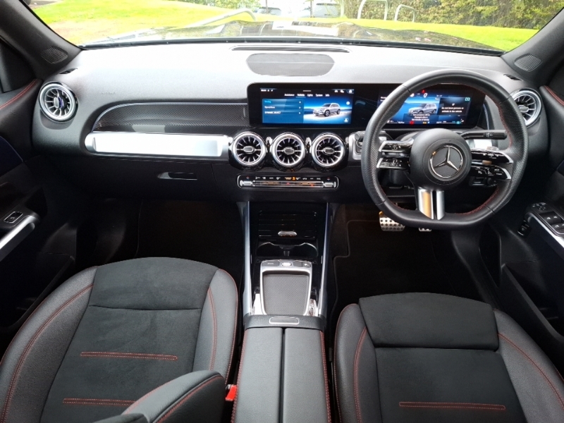 Mercedes-Benz GLB Class Glb 200 Amg Line Premium 7G-tronic KT74YUG Black #3