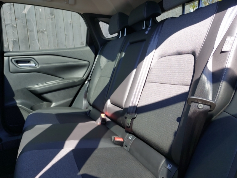 Nissan Qashqai 1.3 Dig-t Mh N-connecta SM25FLV Green #6