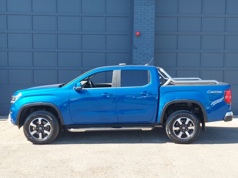 Volkswagen Amarok Dcab Pick Up Style 2.0 Tdi 205 4Motion WG74GVD Blue #4
