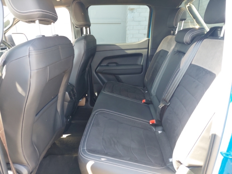 Volkswagen Amarok Dcab Pick Up Style 2.0 Tdi 205 4Motion WG74GVD Blue #6