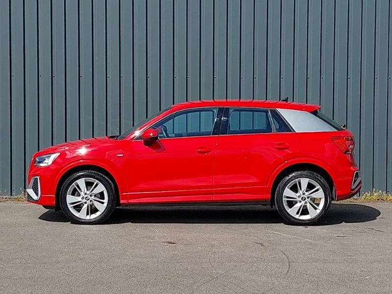 Audi Q2 35 Tfsi S Line S Tronic ST70SWY Red #4