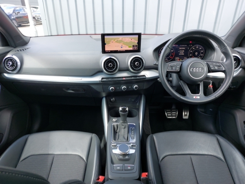 Audi Q2 35 Tfsi S Line S Tronic ST70SWY Red #3