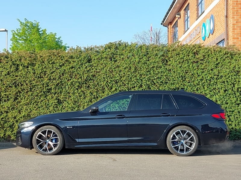 BMW 5 Series 530E M Sport SK22VEF Black #4