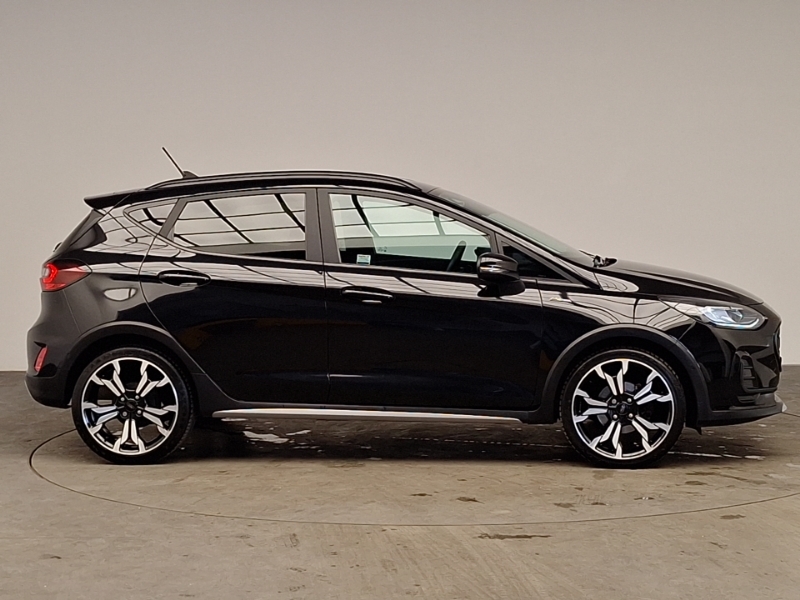 Ford Fiesta 1.0 Ecoboost Hybrid Mhev 125 Active X YP23LNF Black #4