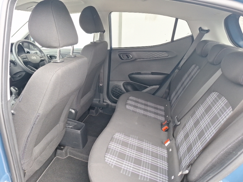 Hyundai I10 1.2 79 Premium Nav EN25BWP Blue #6