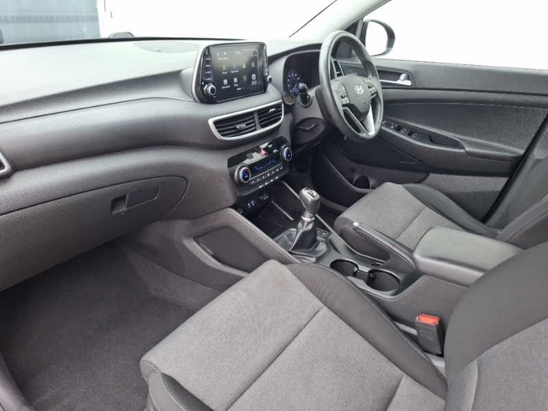 Hyundai Tucson Estate 1.6 Gdi Se Nav 2Wd PGZ2102 Black #5